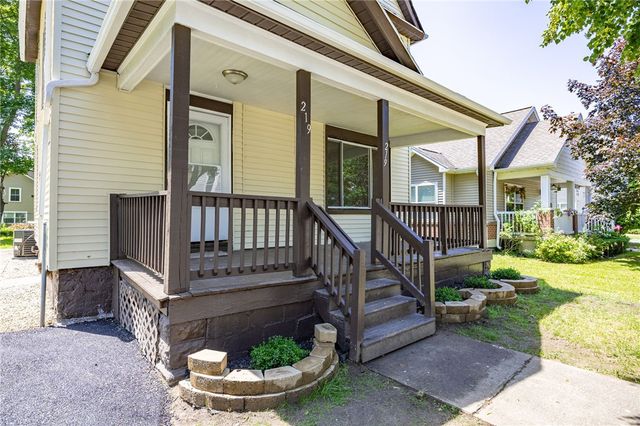 219 Dr Samuel Mccree, Rochester, NY 14611