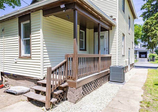 219 Dr Samuel Mccree, Rochester, NY 14611