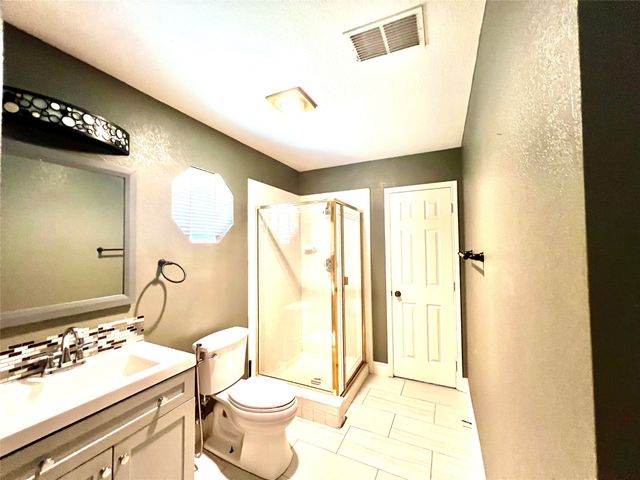 9704 Congressional Drive, Plano, TX 75025