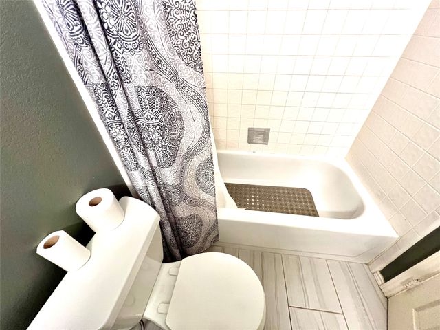 9704 Congressional Drive, Plano, TX 75025