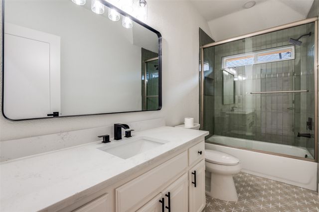 2207 Arbor Creek Drive, Carrollton, TX 75010