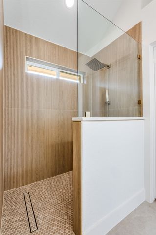 2207 Arbor Creek Drive, Carrollton, TX 75010