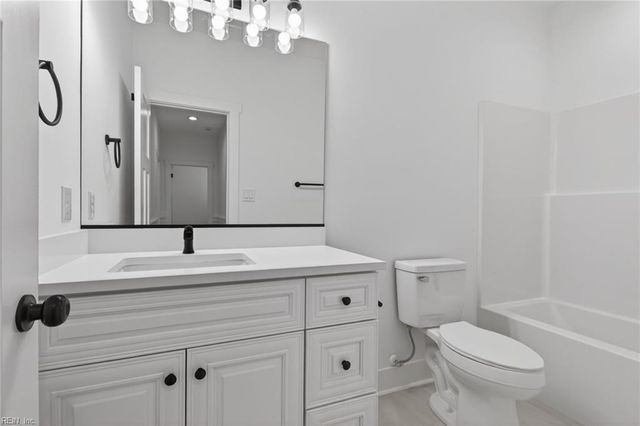 5905 Old Chestnut AVE, Newport News, VA 23605
