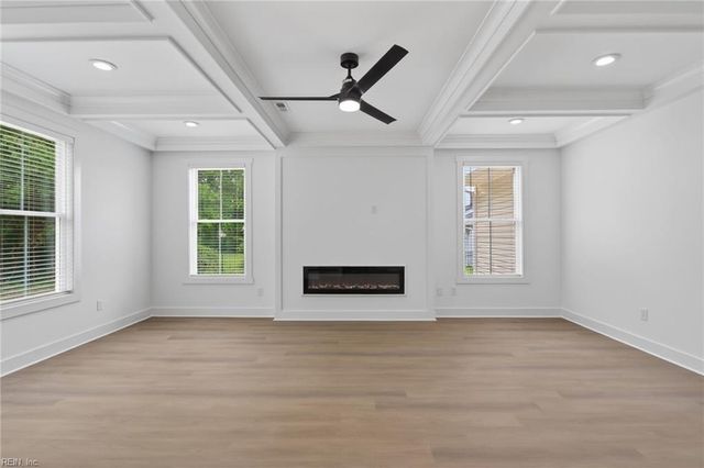 5905 Old Chestnut AVE, Newport News, VA 23605