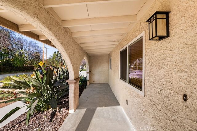 1029 W Clifton, Redlands, CA 92373