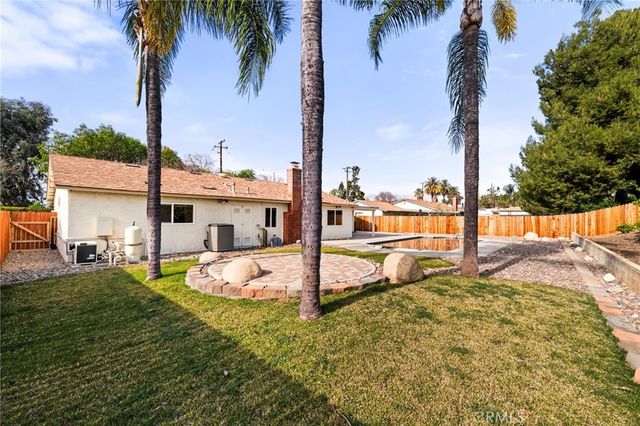 1029 W Clifton, Redlands, CA 92373