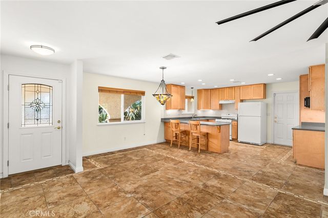 1029 W Clifton, Redlands, CA 92373