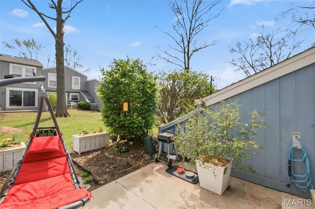 14 Lantern Lane, Lake St Louis, MO 63367