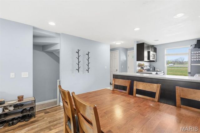 14 Lantern Lane, Lake St Louis, MO 63367