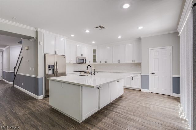 7055 Fort Tule Avenue, Las Vegas, NV 89179
