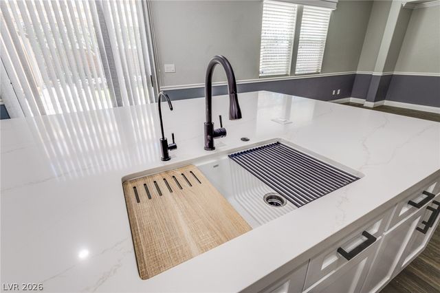 7055 Fort Tule Avenue, Las Vegas, NV 89179
