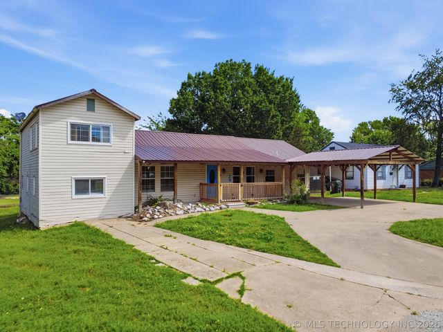 429 E 19th Street, Okmulgee, OK 74447