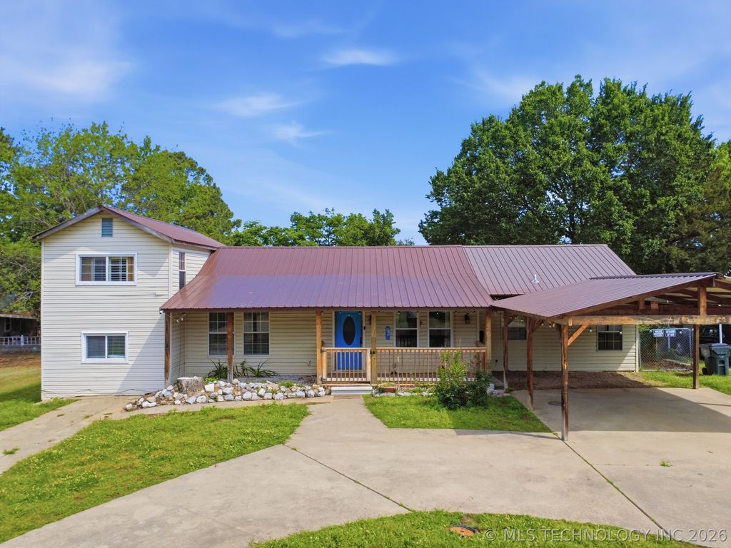 429 E 19th Street, Okmulgee, OK 74447