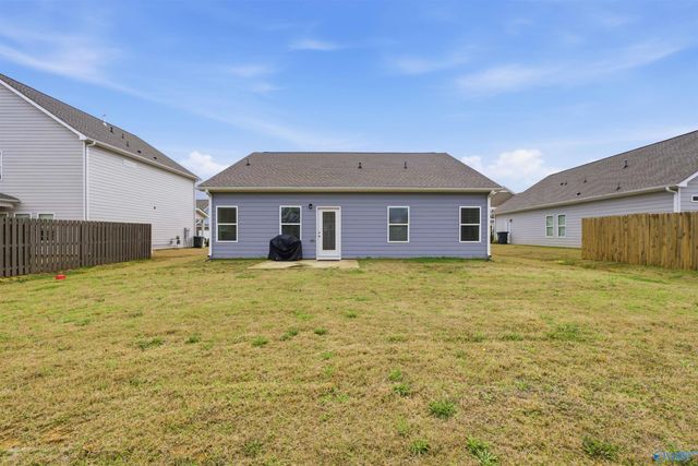 30107 Plantation Park Drive NW, Harvest, AL 35749