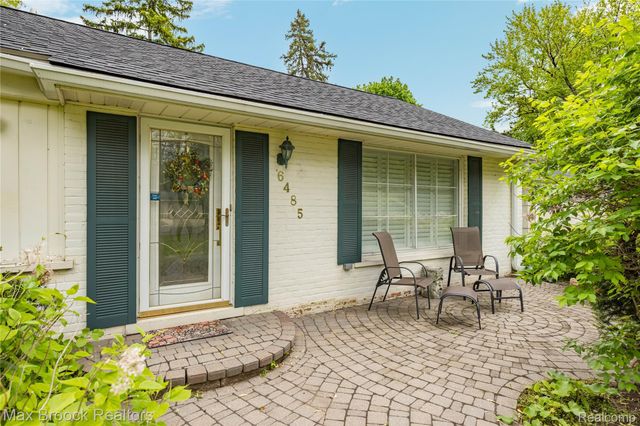 6485 Thurber Road, Bloomfield Hills, MI 48301
