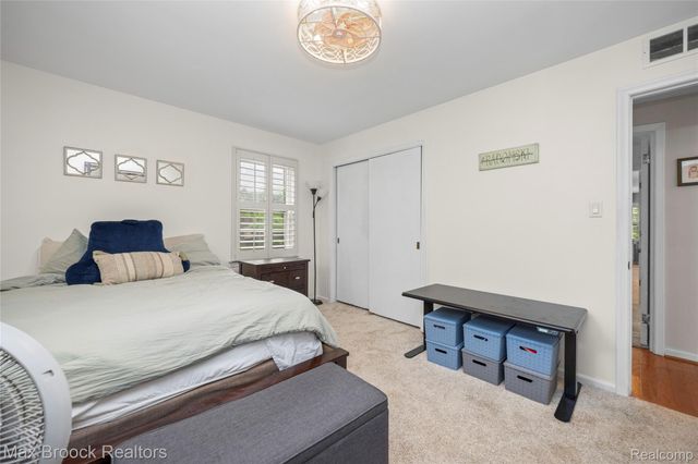 6485 Thurber Road, Bloomfield Hills, MI 48301
