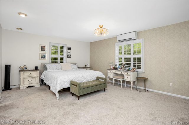 6485 Thurber Road, Bloomfield Hills, MI 48301