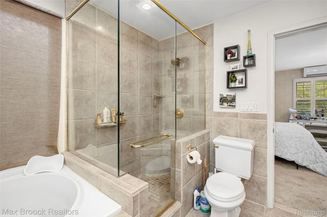 6485 Thurber Road, Bloomfield Hills, MI 48301