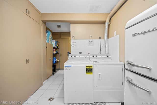 6485 Thurber Road, Bloomfield Hills, MI 48301