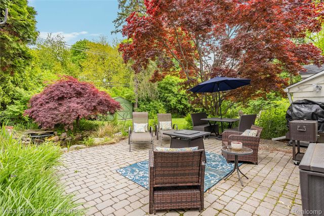 6485 Thurber Road, Bloomfield Hills, MI 48301