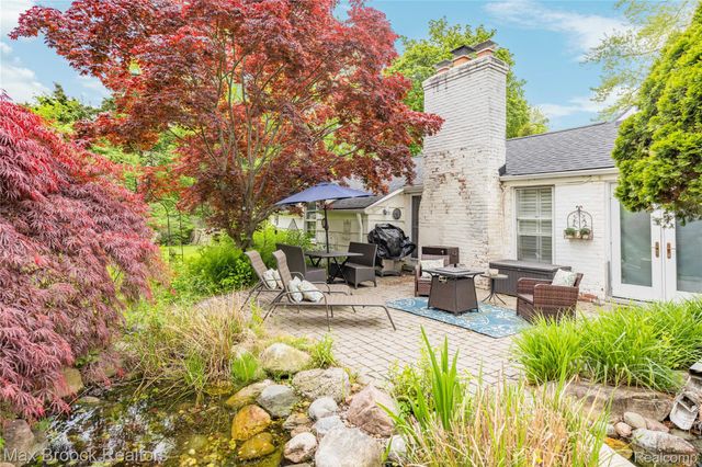 6485 Thurber Road, Bloomfield Hills, MI 48301