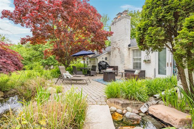 6485 Thurber Road, Bloomfield Hills, MI 48301