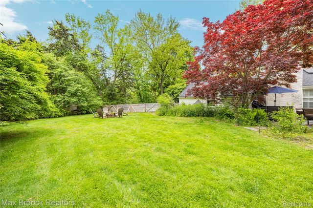 6485 Thurber Road, Bloomfield Hills, MI 48301