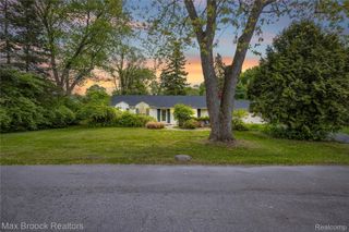 6485 Thurber Road, Bloomfield Hills, MI 48301