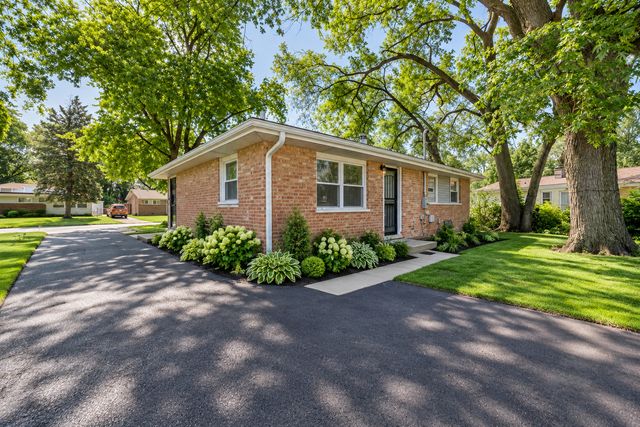 16100 Circle Drive, Markham, IL 60428