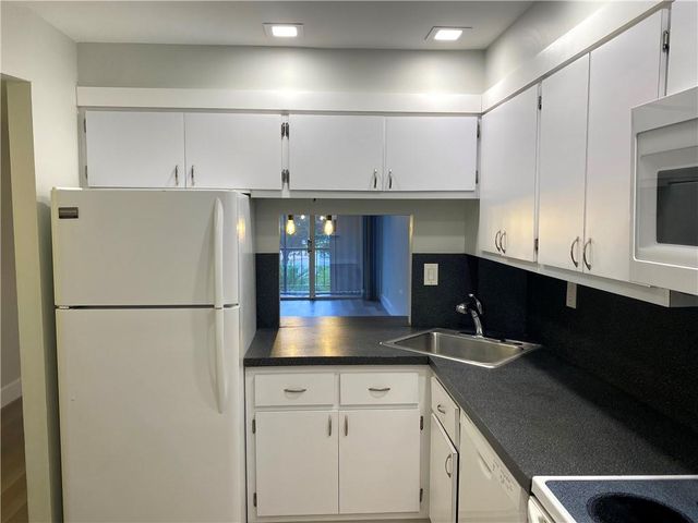 4501 NE 21 AVE 207, Fort Lauderdale, FL 33308