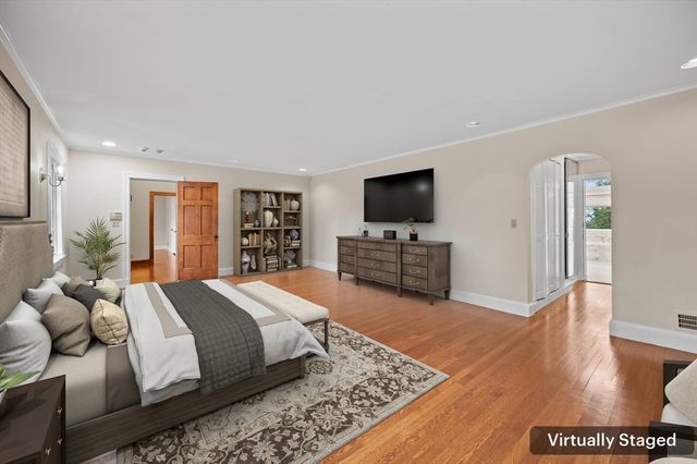 81 Brackett Rd, Newton, MA 02458