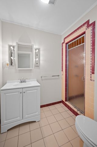 81 Brackett Rd, Newton, MA 02458