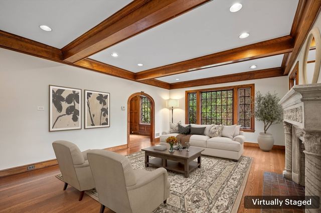 81 Brackett Rd, Newton, MA 02458