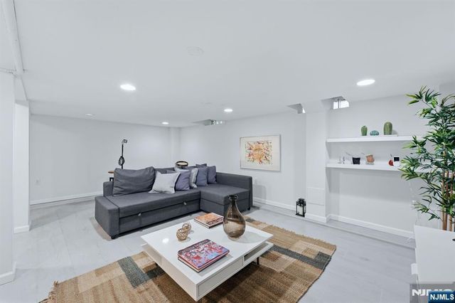 647-649 Devon Street, Kearny, NJ 07032