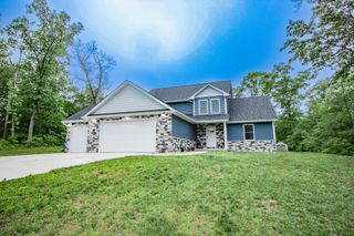 11218 Woodcrest Drive, Wheatfield, IN 46392