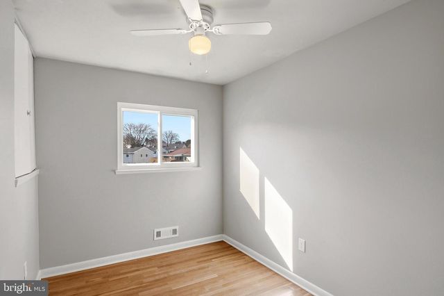 1219 REDCLIFFE, Catonsville, MD 21228