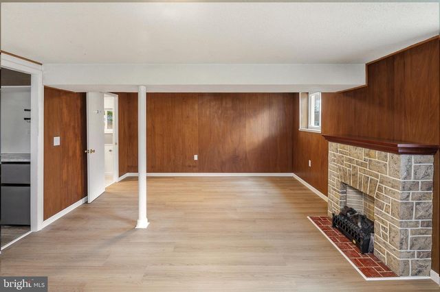 1219 REDCLIFFE, Catonsville, MD 21228