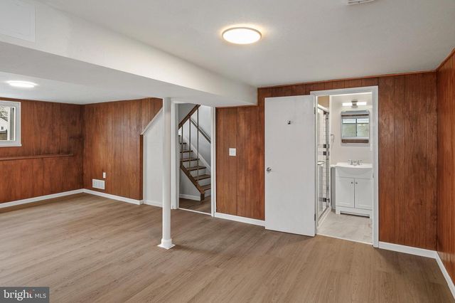 1219 REDCLIFFE, Catonsville, MD 21228
