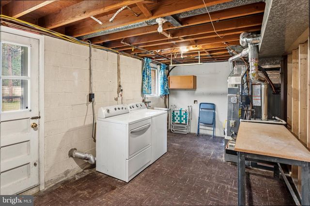 1219 REDCLIFFE, Catonsville, MD 21228