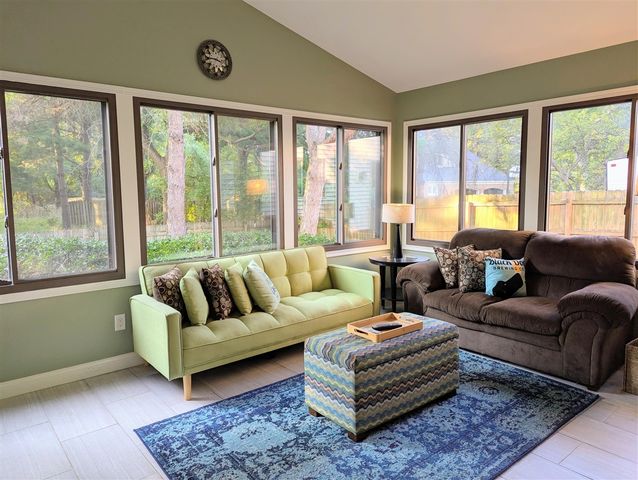 5322 Lynhill Street, Portage, MI 49024