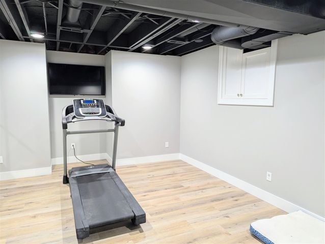 5322 Lynhill Street, Portage, MI 49024