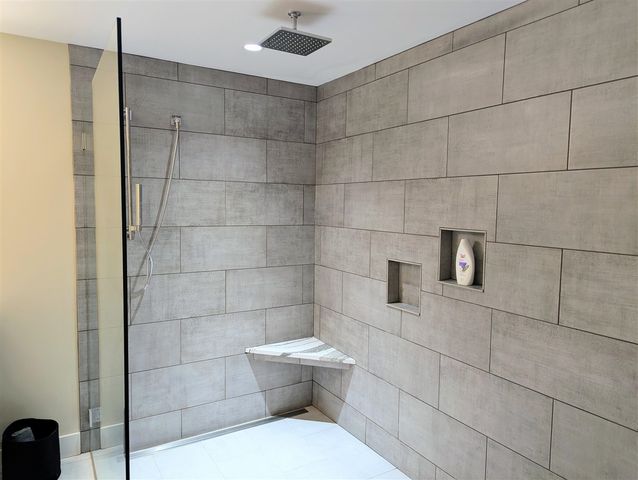 5322 Lynhill Street, Portage, MI 49024