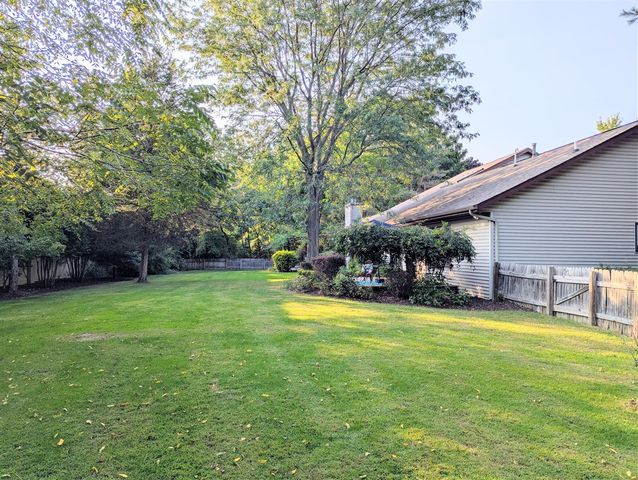 5322 Lynhill Street, Portage, MI 49024