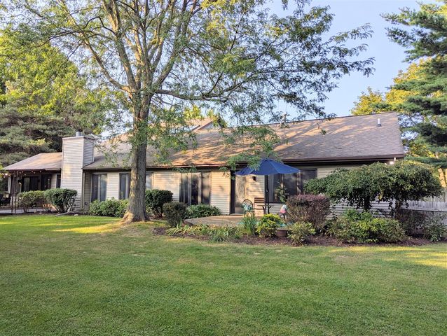 5322 Lynhill Street, Portage, MI 49024