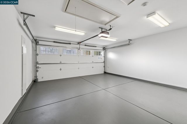 15 Los Dedos, Orinda, CA 94563