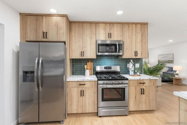 1626 Pacific Beach, San Diego, CA 92109