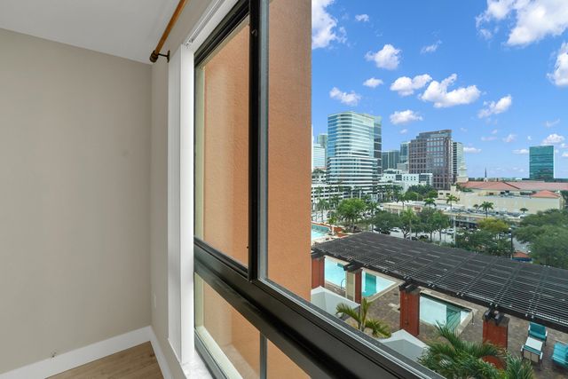 110 N FEDERAL Highway 815, Fort Lauderdale, FL 33301