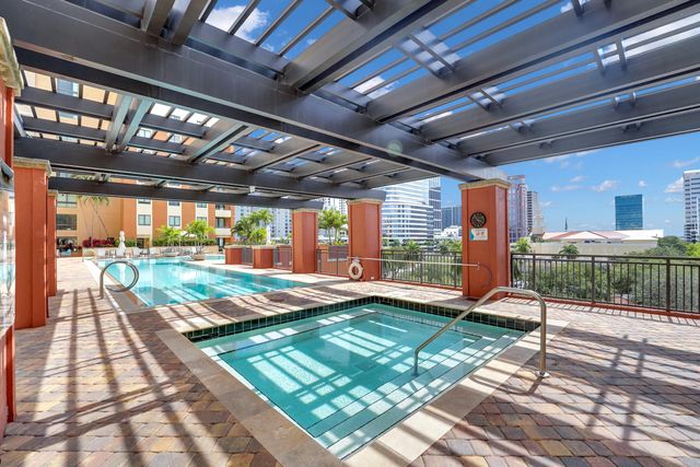 110 N FEDERAL Highway 815, Fort Lauderdale, FL 33301