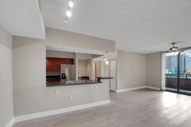 110 N FEDERAL Highway 815, Fort Lauderdale, FL 33301