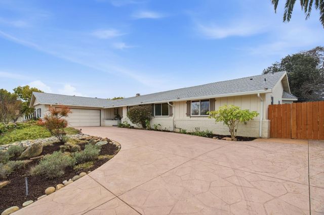 1071 Colony Hills Lane, Cupertino, CA 95014